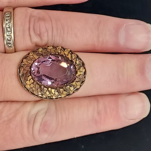Victorian Brass Deep Purple colored Rhinestone Ring - Picture 6 of 13